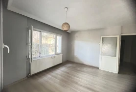 BORNOVA EGE ÜNİ KARŞISI TADİLATLI 3+1 KİRALIK DAİRE