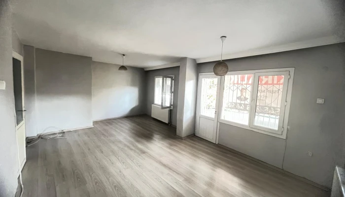 WhatsApp Image 2025-09-11 at 22.13.06 (3).jpg