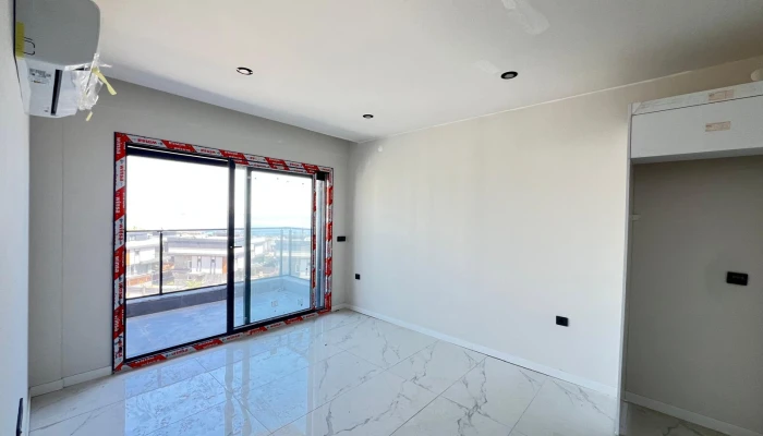 WhatsApp Image 2025-09-11 at 22.21.18 (5).jpg