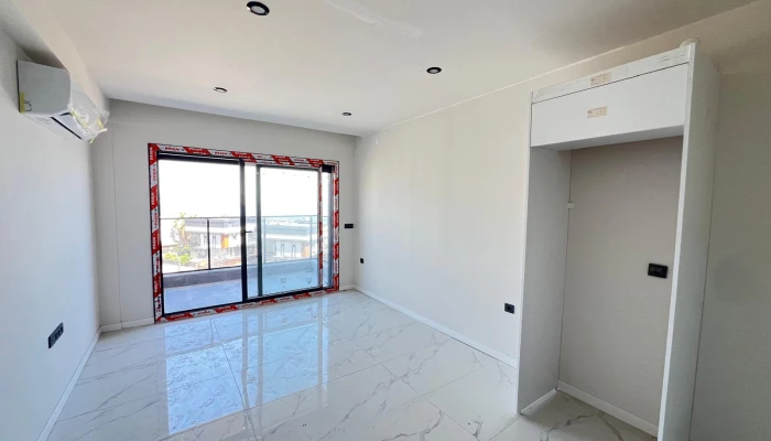 WhatsApp Image 2025-09-11 at 22.21.18 (7).jpg