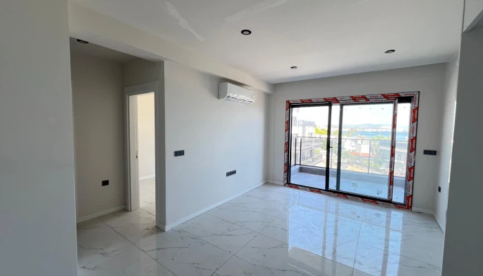 WhatsApp Image 2025-09-11 at 22.21.18 (8).jpg