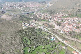 MENEMEN HATUNDERE KADASTRAL YOLA CEPHELİ İMAR SINIRINDA TARLA