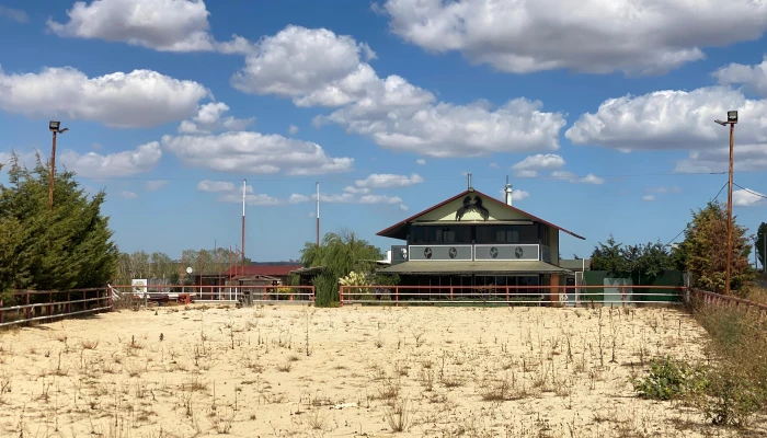 WhatsApp Image 2025-09-16 at 15.26.17 (2).jpg