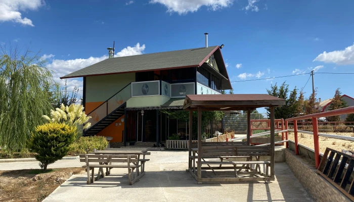 WhatsApp Image 2025-09-16 at 15.28.02 (3).jpg