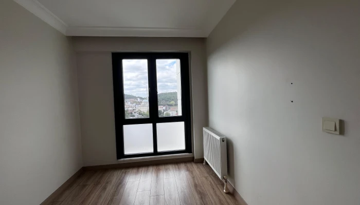 WhatsApp Image 2025-09-14 at 17.02.03 (7).jpg