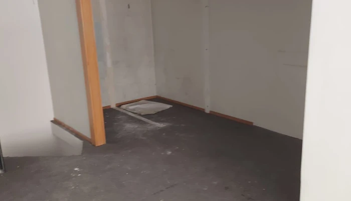 WhatsApp Image 2025-08-19 at 12.04.08 (3).jpg