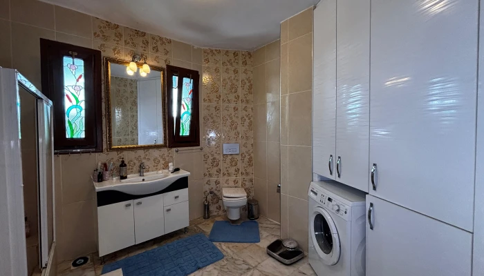 PHOTO-2025-09-09-18-17-47 3.jpg