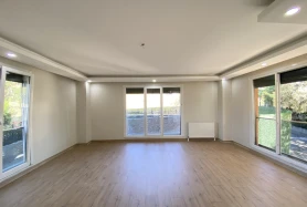 BEYLİKDÜZÜ KAVAKLI MAH. VADİ-DENİZE YAKIN SATILIK 5+2 VİLLA