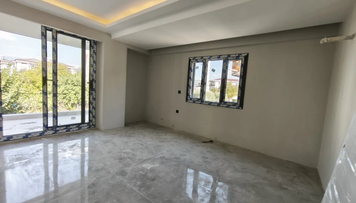 WhatsApp Image 2025-10-16 at 11.58.12 (5).jpg