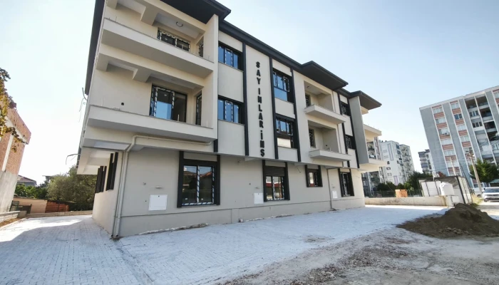 WhatsApp Image 2025-10-16 at 12.02.43 (1).jpg