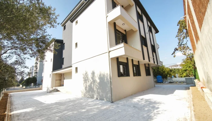 WhatsApp Image 2025-10-16 at 12.02.43 (2).jpg