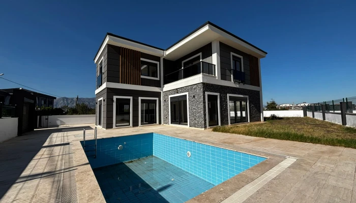 WhatsApp Image 2025-11-07 at 16.02.52.jpg