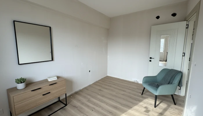 Gemini_Generated_Image_ycm3naycm3naycm3 (2).png