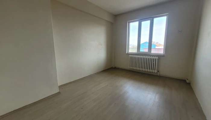 WhatsApp Image 2025-11-10 at 12.11.59.jpg