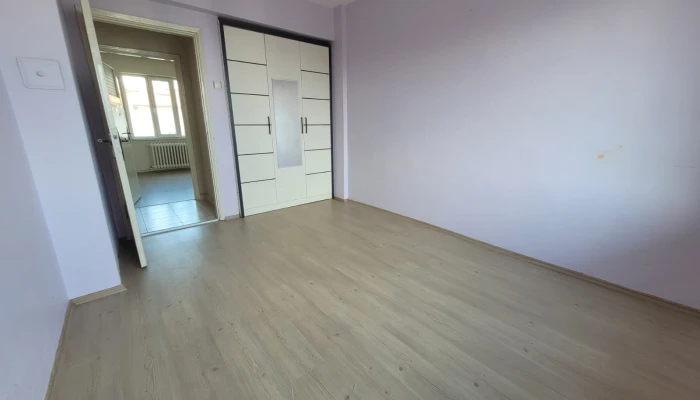 WhatsApp Image 2025-11-10 at 12.11.57 (2).jpg