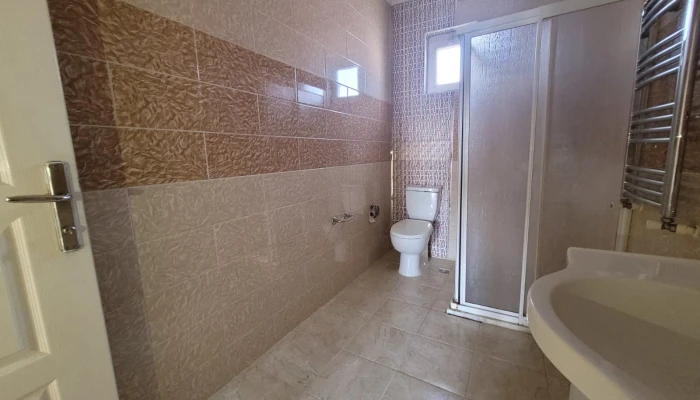 WhatsApp Image 2025-11-10 at 12.11.55 (1).jpg