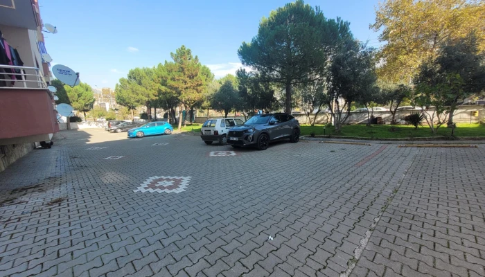 WhatsApp Image 2025-11-10 at 12.11.45 (2).jpg