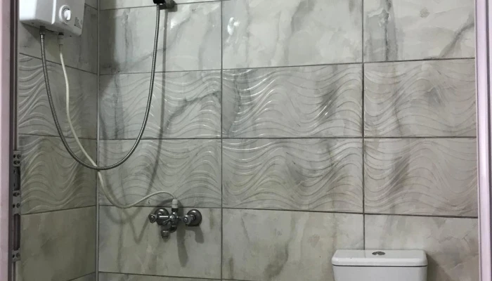 WhatsApp Image 2025-10-03 at 14.52.11 (2).jpg