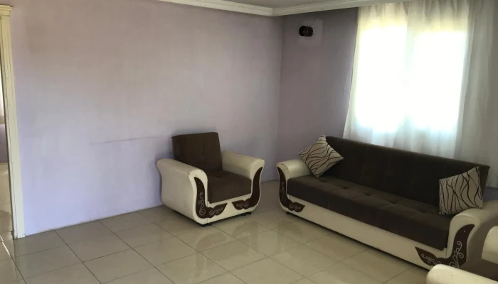 WhatsApp Image 2025-10-03 at 14.52.11 (1).jpg