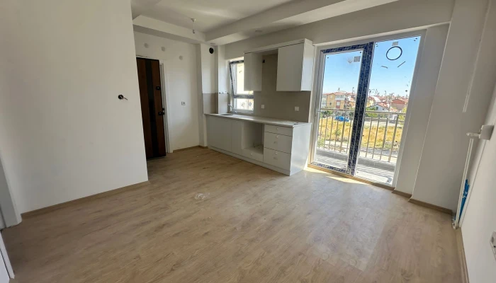 WhatsApp Image 2025-12-05 at 12.25.26 (5).jpg