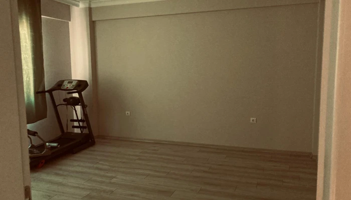 WhatsApp Image 2025-12-05 at 13.33.15.jpg