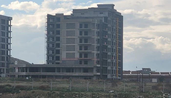 WhatsApp Image 2025-12-15 at 15.02.26 (1).jpg