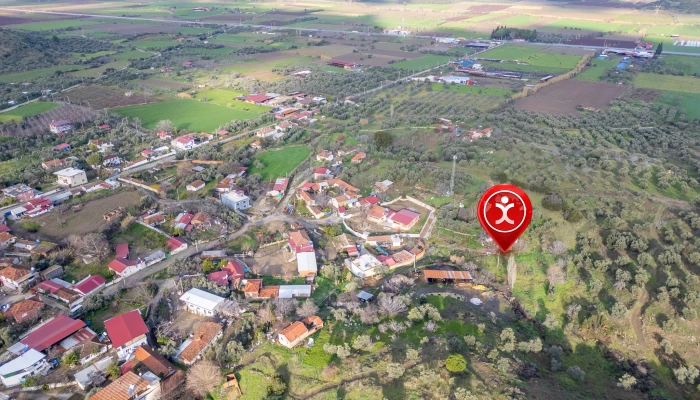 Binnur Uluğkau Tire İşaretli (7).jpg