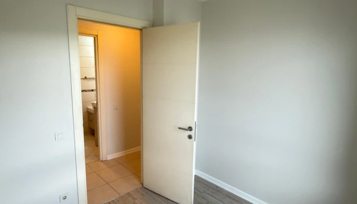 WhatsApp Image 2026-02-06 at 11.50.00 (6).jpg