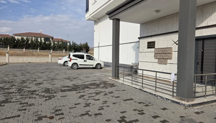 WhatsApp Image 2026-02-04 at 14.02.27 (1).jpg