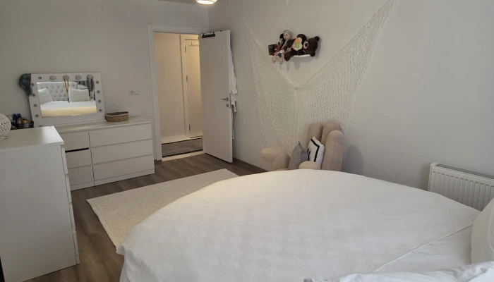 WhatsApp Image 2026-02-04 at 14.02.27.jpg