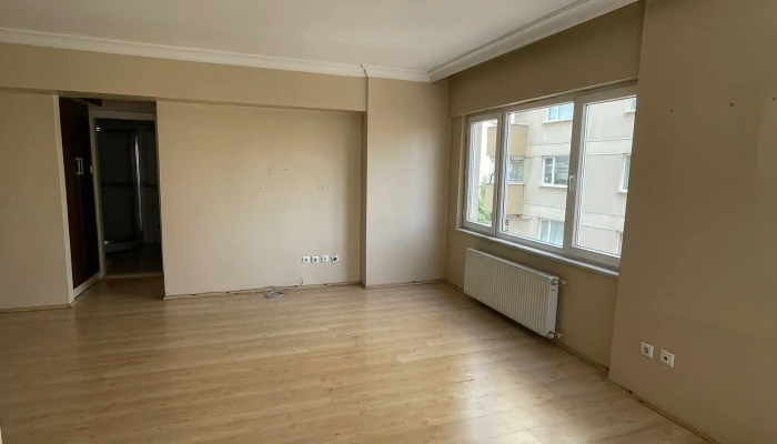 WhatsApp Image 2025-09-12 at 12.09.22 (1).jpg