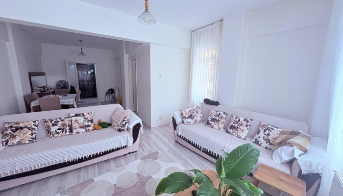 WhatsApp Image 2026-02-18 at 13.33.01.jpg