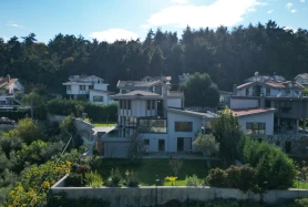 MUDANYA GÖYNÜKLÜ DENİZ MANZARALI ÖZEL HAVUZLU 6+1 LÜKS VİLLA