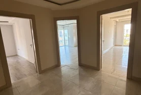 AKSARAY TAŞPAZAR MAHALLESİ GENİŞ ARA KAT DAİRE