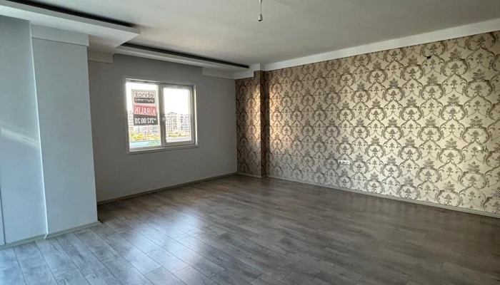 WhatsApp Image 2026-02-20 at 13.01.47 (2).jpg