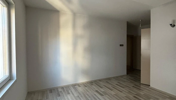 WhatsApp Image 2026-02-20 at 13.01.47 (7).jpg