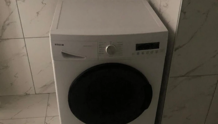 WhatsApp Image 2025-12-04 at 11.55.00 (2).jpg