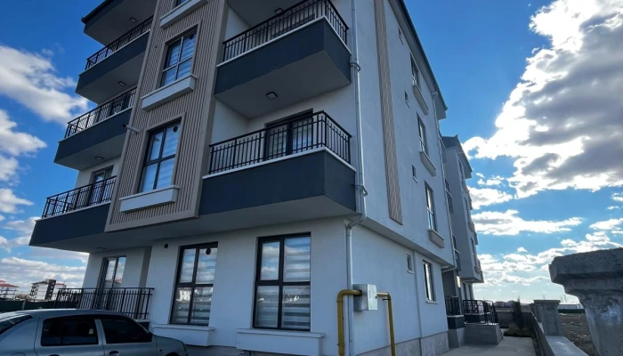 WhatsApp Image 2026-03-05 at 23.36.50 (8).jpg