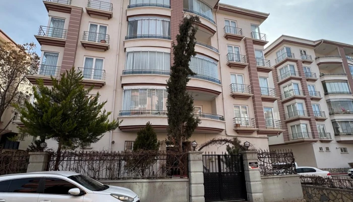 WhatsApp Image 2026-03-06 at 10.32.41 (2).jpg