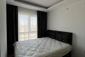 TACİN'DE SATILIK 1+1 EŞYALI LÜKS DAİRE