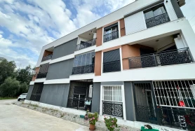 KARŞIYAKA ZÜBEYDE HANIM MAH. SATILIK 2+1 DAİRE