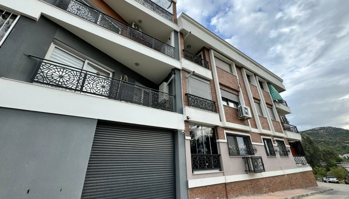 WhatsApp Image 2026-03-13 at 00.21.37 (3).jpg