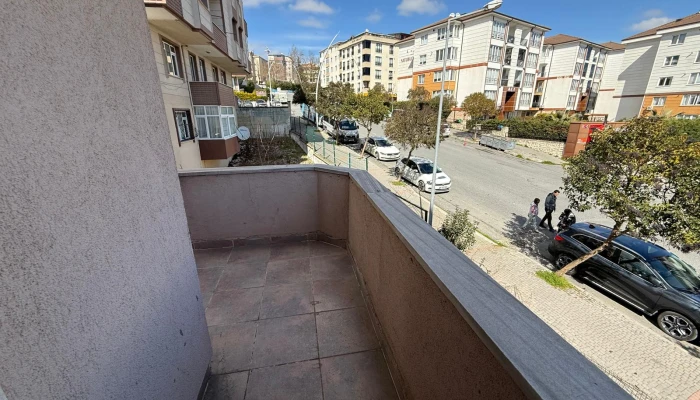 WhatsApp Image 2026-03-08 at 15.10.28 (9).jpg