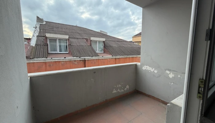 WhatsApp Image 2025-12-22 at 15.18.05-5.jpg