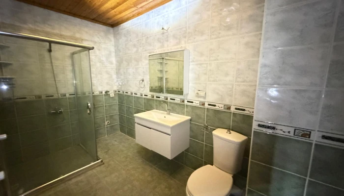 WhatsApp Image 2025-12-22 at 15.18.08-14.jpg