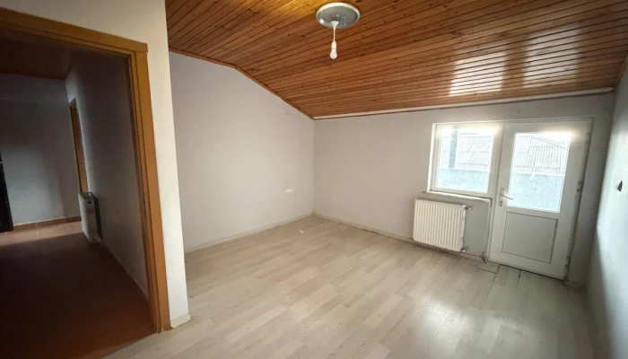 WhatsApp Image 2025-12-22 at 15.18.08-17.jpg