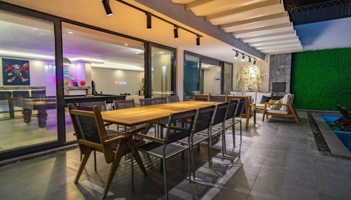 WhatsApp Image 2026-03-27 at 16.00.49.jpg