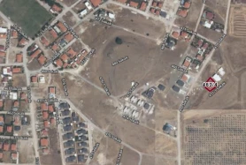 FOÇA BAĞARASI MAHALLESİNde SATILIK VİLLA İMARLI ARSA