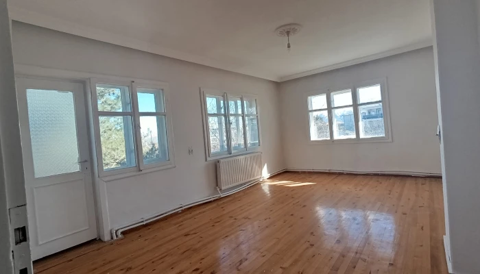 WhatsApp Image 2026-04-08 at 12.46.44 (1).jpg