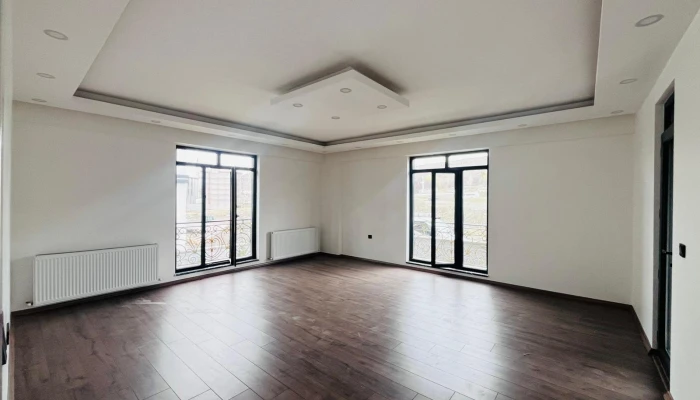 WhatsApp Image 2026-04-08 at 13.16.20 (1).jpg